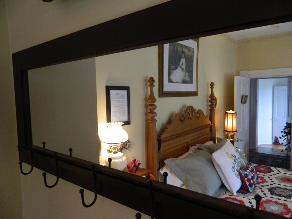Ej Bowman House Bed & Breakfast 리티츠 객실 사진